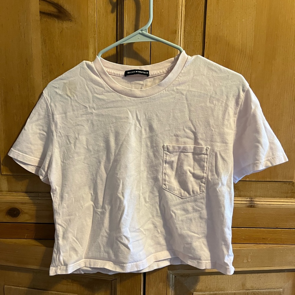 light pink brandy melville crop top